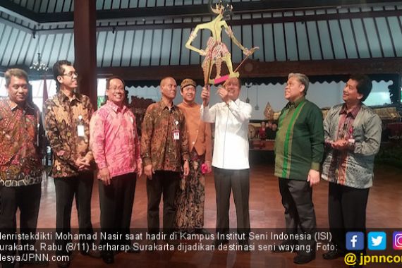 Menristekdikti: Surakarta Harus Jadi Destinasi Seni Wayang - JPNN.COM