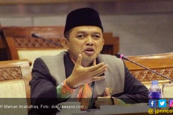 Dukung Kiai Maman Imanulhaq jadi Pendamping Ridwan Kamil - JPNN.COM