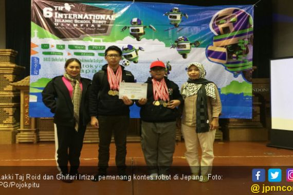 Hebat! Dua Pelajar Surabaya Menang Kompetisi Robot di Jepang - JPNN.COM