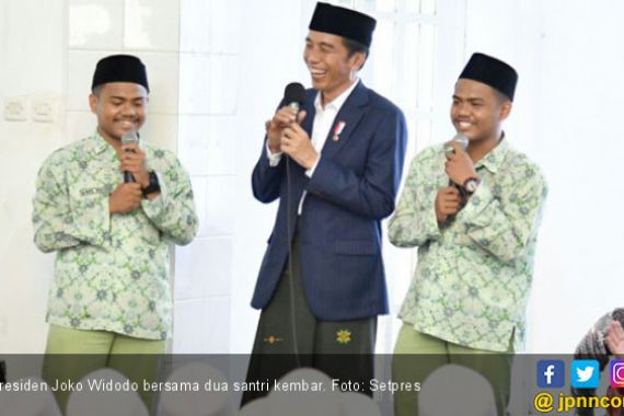 Jokowi: Sudah Dapat Sepeda Masih Minta Foto - JPNN.COM