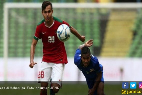 Pilih Bertahan, Rezaldi Tolak Tawaran Klub Asal Malaysia - JPNN.COM
