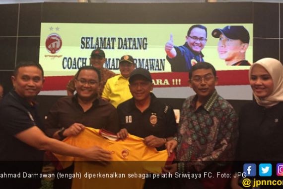 Dirayu 15 Menit, Rahmad Darmawan Kembali ke Sriwijaya FC - JPNN.COM