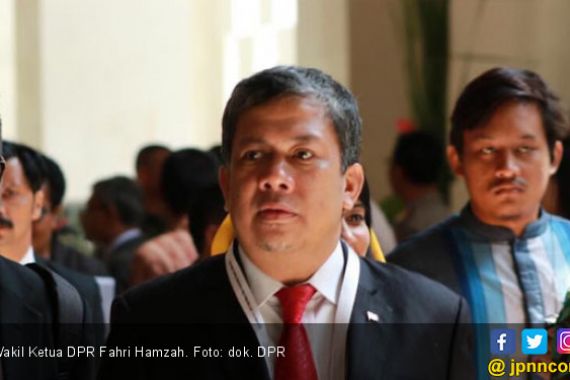 Puji Prabowo, Fahri: Tim Jokowi Tidak Jelas - JPNN.COM