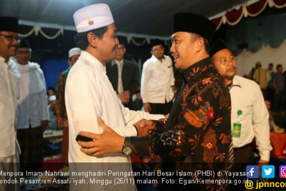 Menpora Imam Nahrawi Hadiri PHBI di Ponpes Assafi`iyah - JPNN.COM