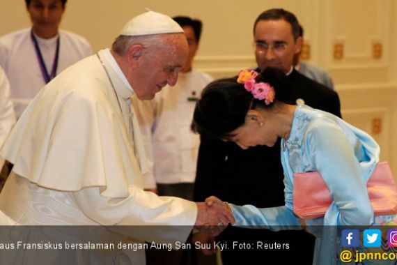 Paus Fransiskus Tak Sebut Rohingya di Hadapan Suu Kyi - JPNN.COM