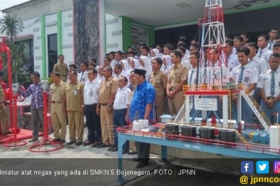 JOB PPEJ Sumbang Miniatur Alat Migas untuk Pendidikan - JPNN.COM