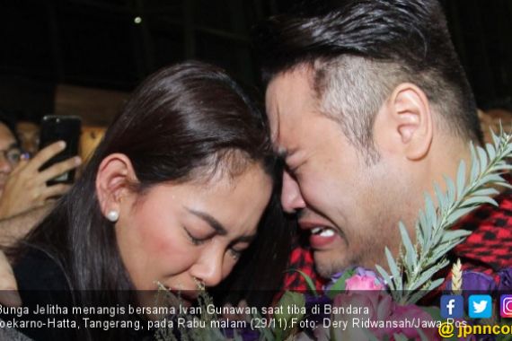 Menangis, Bunga Jelitha Nyaris tak Mau Pulang ke Indonesia - JPNN.COM