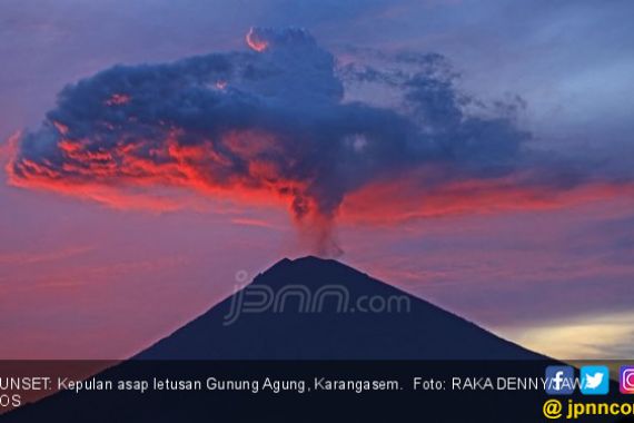 Gunung Agung Aneh, Misterius - JPNN.COM