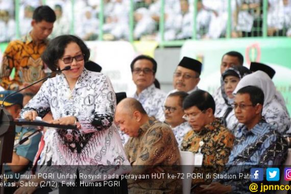 Jokowi Bikin Puluhan Ribu Guru Happy, Semoga Panjang Umur - JPNN.COM