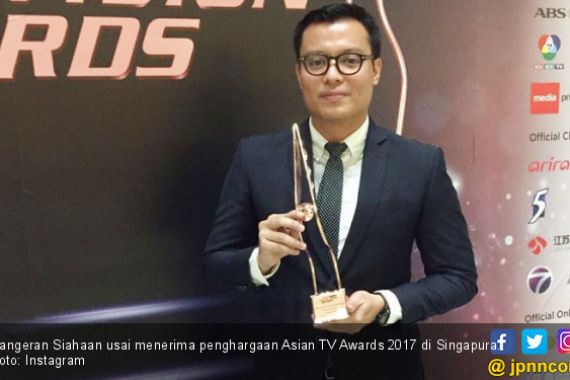 Pangeran Siahaan Berjaya di Asian TV Awards 2017 - JPNN.COM
