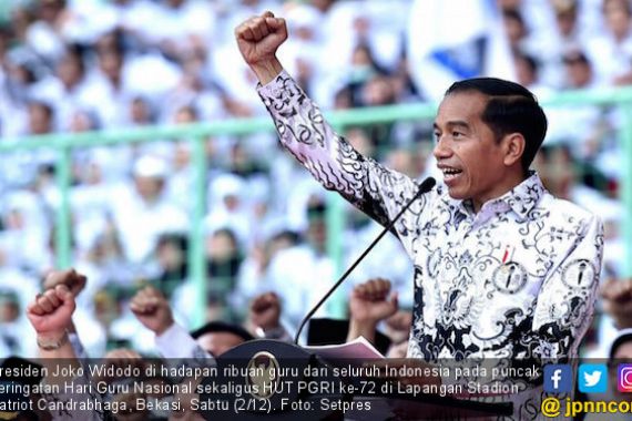 Jokowi: Peran Guru Tak Bisa Tergantikan - JPNN.COM