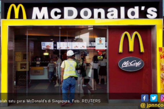 Viral!!! Video Satpam McDonald’s Paksa Muslimah Lepas Hijab - JPNN.COM