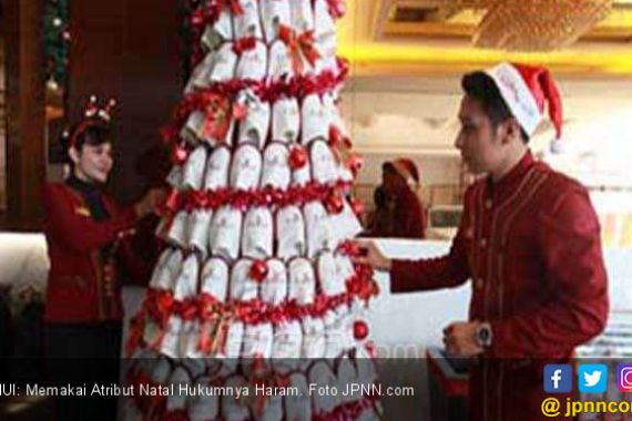 MUI: Memakai Atribut Natal Hukumnya Haram - JPNN.COM