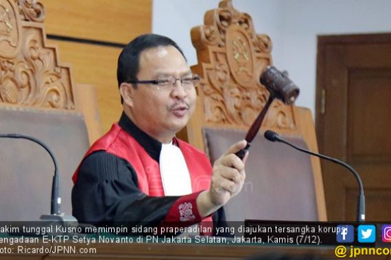 Ini Pertimbangan Hakim Kusno Gugurkan Permohonan Novanto - JPNN.COM