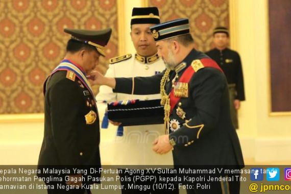 Raja Malaysia Anggap Pak Tito Panglima Polisi Gagah Berani - JPNN.COM