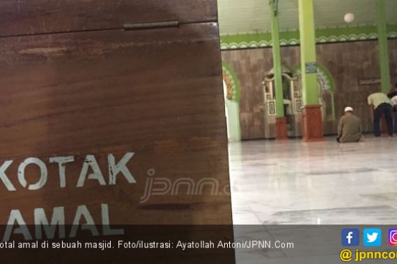Pecatan TNI Curi Kotak Amal, Nih Tampangnya - JPNN.COM