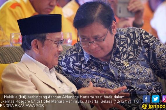 Pimpin Golkar, Airlangga Jamin Tiket untuk Jokowi di Pilpres - JPNN.COM