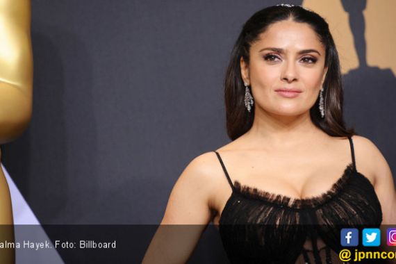 Salma Hayek Dipaksa Produser Cabul Beradegan Sesama Jenis - JPNN.COM