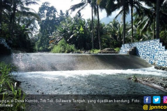 Cerdas! Petani Kombo Manfaatkan Sungai Jadi Sumber Irigasi - JPNN.COM