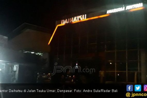 Duarrr.... Balon Gas Daihatsu Meledak, Enam Orang Terbakar - JPNN.COM