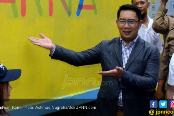 Kang Emil Buru Dukungan Warga Kota Bekasi - JPNN.COM