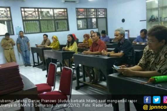 Gubernur Ganjar Tebus 'Dosa' dengan Ambilkan Rapor Putranya - JPNN.COM