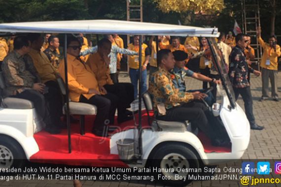 Ribuan Warga Sambut Presiden dan Oso di HUT Hanura - JPNN.COM