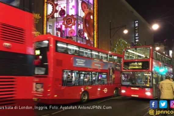 Duh... Siapa Ini Nekat Berindehoi di Bus Hingga Jadi Viral? - JPNN.COM