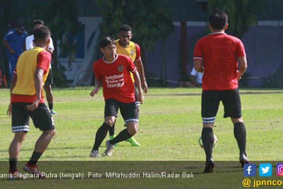 Pemain Ganteng Ini Menyita Perhatian di Bali United - JPNN.COM