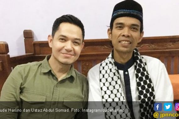 Dude Harlino Semringah Bertemu Ustaz Abdul Somad - JPNN.COM