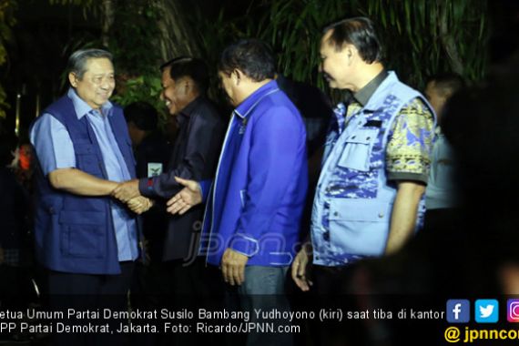 SBY Pimpin Langsung Pertemuan Darurat Demokrat - JPNN.COM