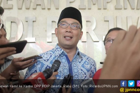 Usai ke Kantor PDIP, Ridwan Kamil Ungkap Nasihat Ibu - JPNN.COM