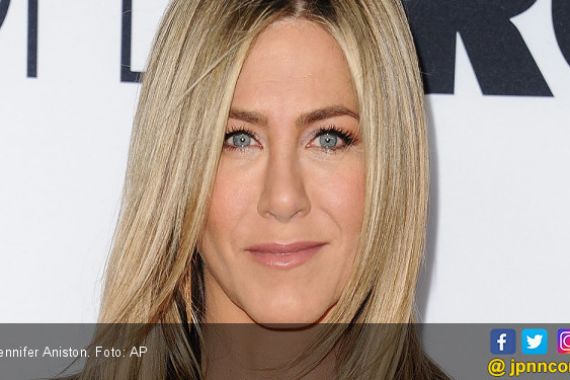 Oooh, Ini Alasan Jennifer Aniston Ceraikan Suaminya - JPNN.COM