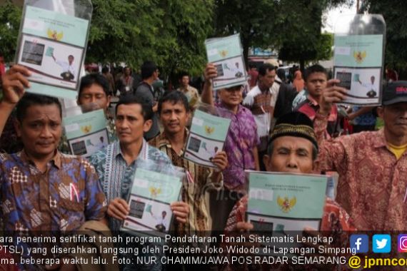 Sertifikat Tanah Gratis dari Jokowi Itu Kini 'Disekolahkan' - JPNN.COM