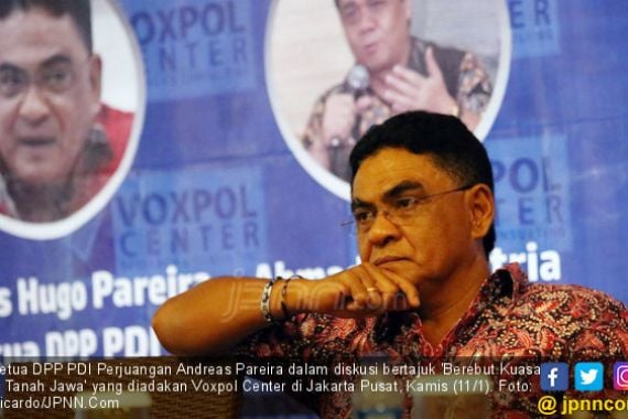 Jokowi Dinilai Main Dua Kaki, Nih Respons Anak Buah Megawati - JPNN.COM