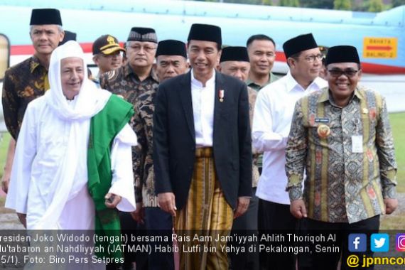 Presiden Jokowi Merasa Happy Bisa Bertemu Pewaris Nabi - JPNN.COM