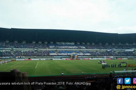 Menang Tipis Atas Sriwijaya FC, Persib Pimpin Grup A - JPNN.COM