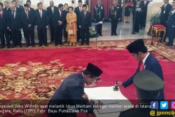 Menteri Rangkap Jabatan, HNW: Silakan Rakyat Menilai Jokowi - JPNN.COM