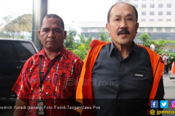KPK Mangkir, Hakim Tunda Sidang Praperadilan Fredrich Yunadi - JPNN.COM