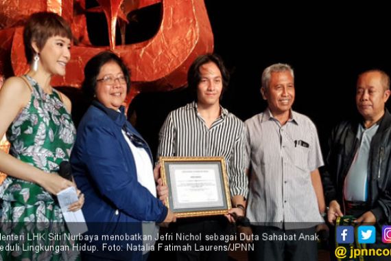 Menteri Siti Tunjuk Jefri Nichol untuk Perkenalkan Lisa - JPNN.COM
