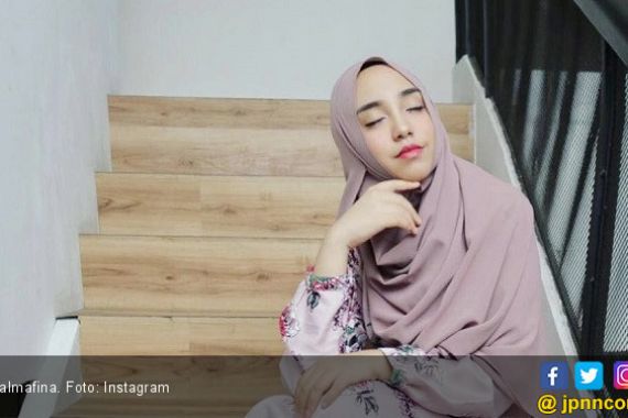 Salmafina Ingin Kuliah Usai Cerai dari Taqy Malik - JPNN.COM