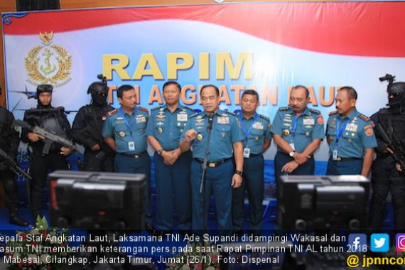 Laksamana Ade Supandi Pimpin Rapim TNI AL 2018 - JPNN.COM