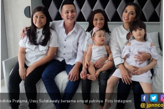 Ussy Sulistiawaty Larang Keempat Anaknya Punya Akun IG - JPNN.COM