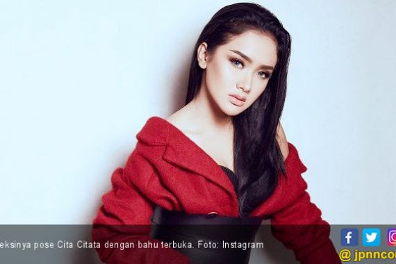 Cita Citata Sedih Batal Manggung di Kelantan - JPNN.COM