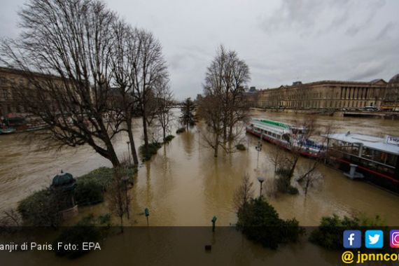 Sungai Seine Meluap, Pemkot Paris Ungsikan 1.500 Warga - JPNN.COM