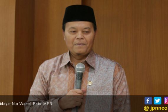 HNW Desak Tim Hukum Prabowo Blakblakan soal Ratna Sarumpaet - JPNN.COM