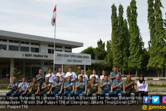 Suradi Pimpin Pasukan Menyambangi Puspen TNI dan Dispenal - JPNN.COM