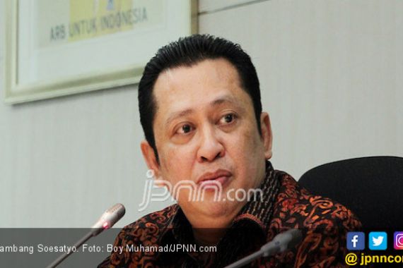 Jokowi Ogah Teken UU MD3, Bamsoet Sebut Nama Bu Mega dan SBY - JPNN.COM