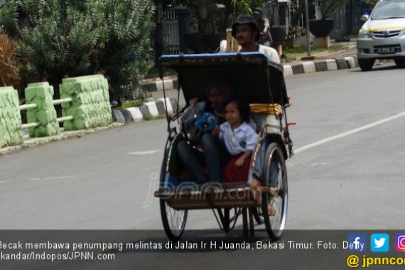 400 Tukang Becak Bekasi Siap Hijrah ke Jakarta, Anda Setuju? - JPNN.COM