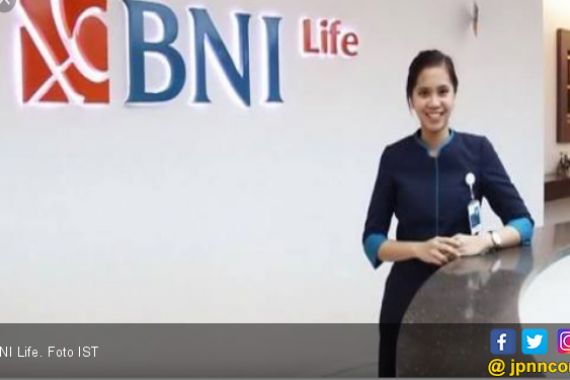 BNI Life Sumbang 600 Vaksin Difteri dan Campak di Asmat - JPNN.COM